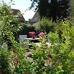 Schoenes-wohnen-am-suedstrand-fewo-3 *